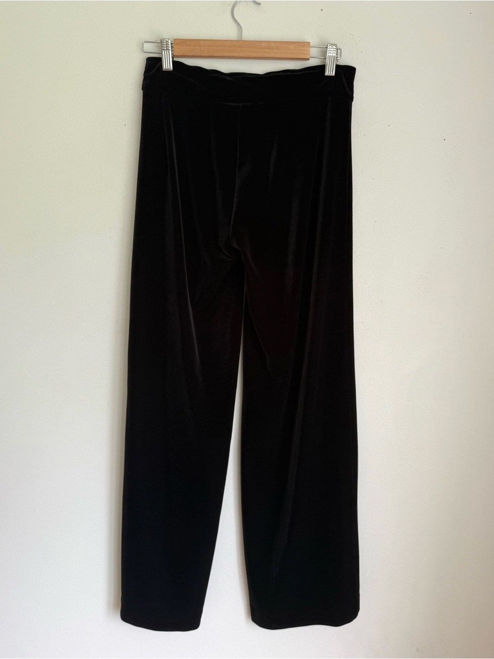 Avenue Montaigne Flavia Wide-leg Pants in Black Velvet - Picture 8 of 9